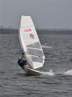 086.jpg (98081 bytes)